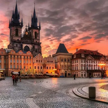 Cozy Near Krizikova Metro *