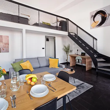 2-room I 2-level I Krizikova Metro I Karlin