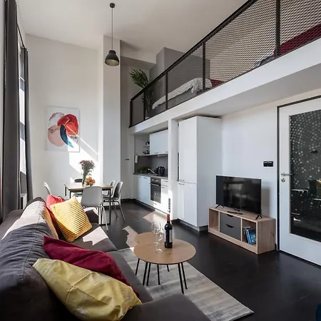 Cozy Near Krizikova Metro * Prag