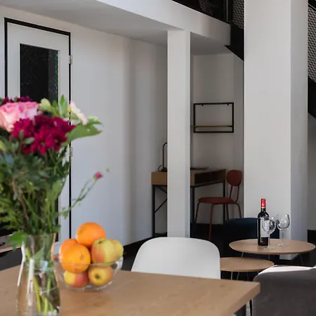 Cozy Near Krizikova Metro Apartment *
