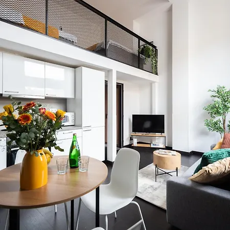 Cozy Near Krizikova Metro Apartment