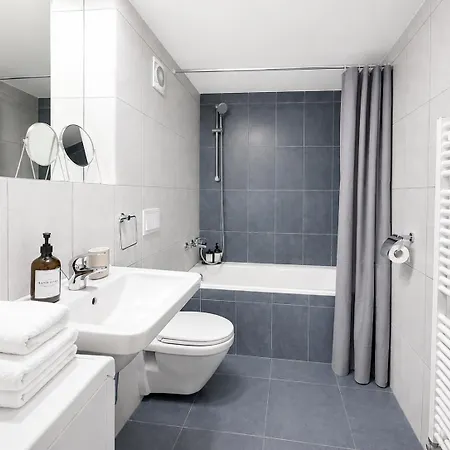 2-room I 2-level I Krizikova Metro I Karlin Prag