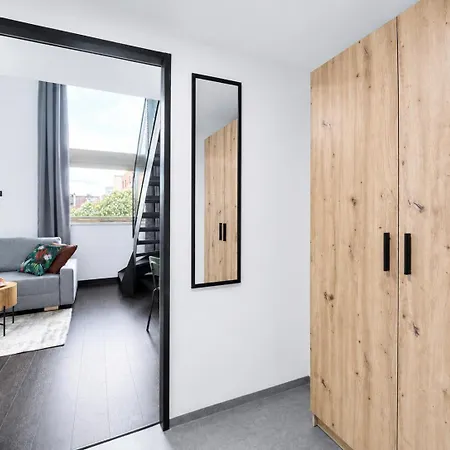 Apartment 2-room I 2-level I Krizikova Metro I Karlin Prag