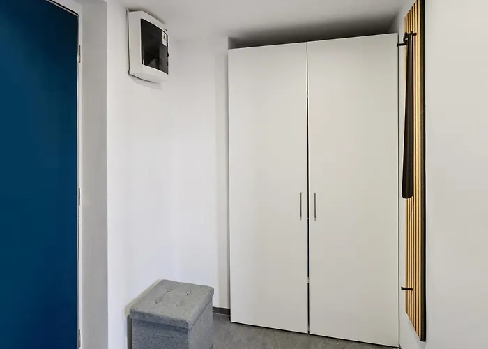 Cozy Near Krizikova Metro *