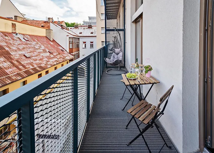 Cozy Near Krizikova Metro * Prag